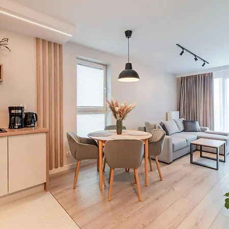 Horyzont Apartamenty-perlowa Przystan- Zewnetrzny Basen, Parking, Sniadanie- Blisko Do Plazy Zachodniej I Morza!!! *