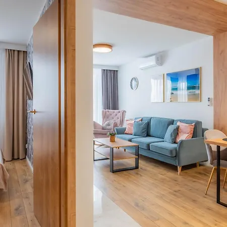 Horyzont Apartamenty-perlowa Przystan- Zewnetrzny Basen, Parking, Sniadanie- Blisko Do Plazy Zachodniej I Morza!!! *