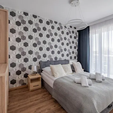 Horyzont Apartamenty-perlowa Przystan- Zewnetrzny Basen, Parking, Sniadanie- 900m Od Plazy Zachodniej I Morza!!! * Kolobrzeg