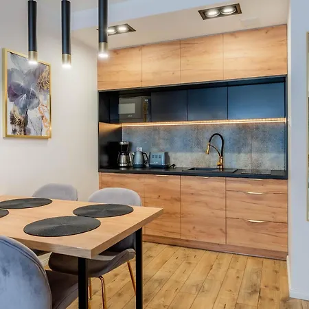 Horyzont Apartamenty-perlowa Przystan- Zewnetrzny Basen, Parking, Sniadanie- Blisko Do Plazy Zachodniej I Morza!!! *